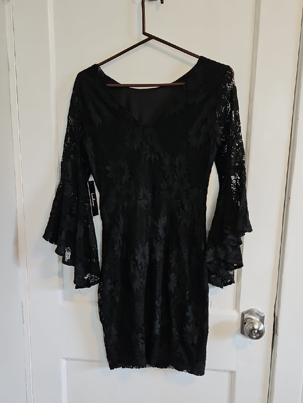 Lulus Black Lace Bell-Sleeve Dress
